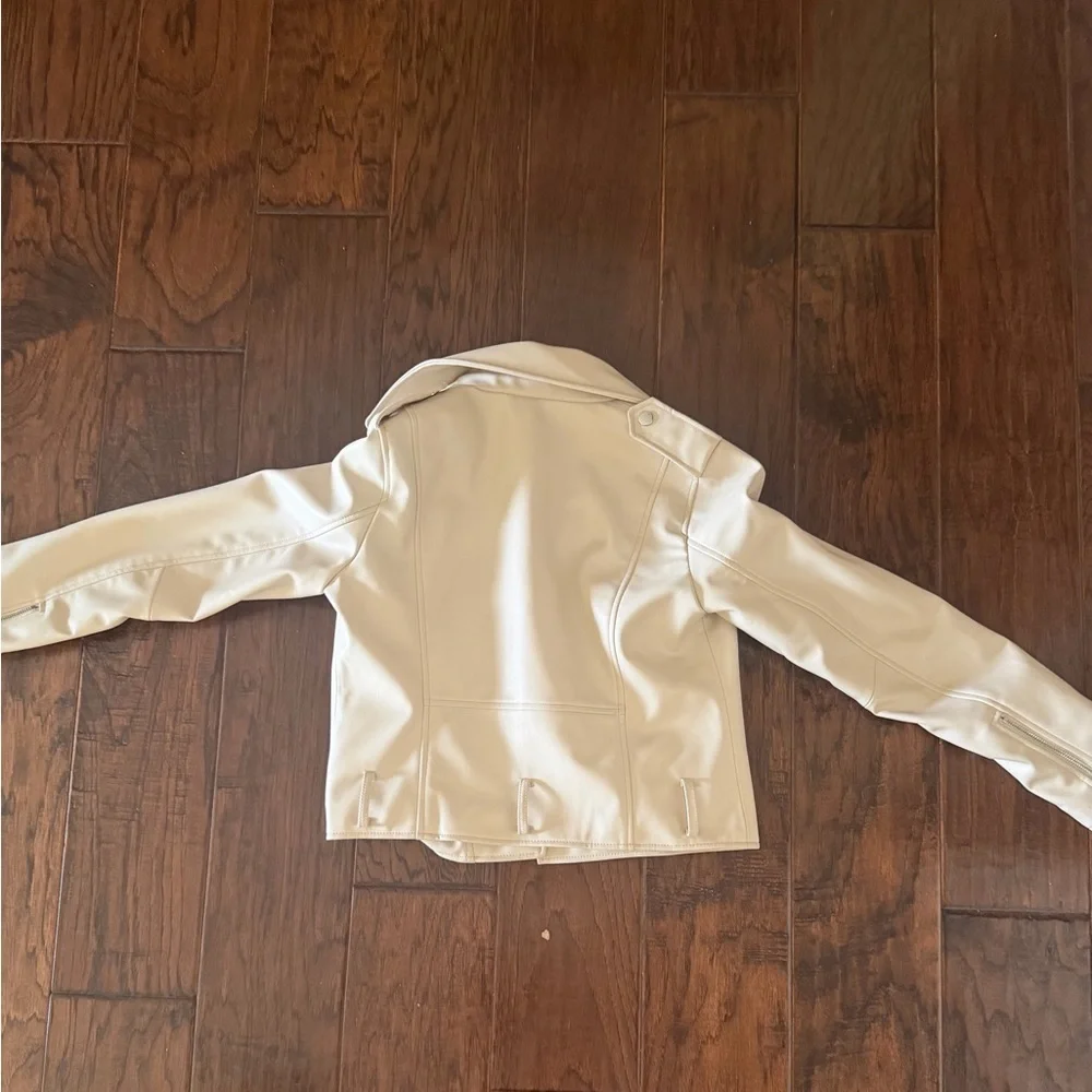 Zara Cream Faux Leather Moto Jacket​​ - Picture 4 of 4